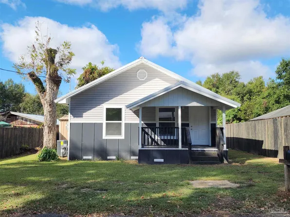 213 Wilson Ave, Atmore, AL 36502