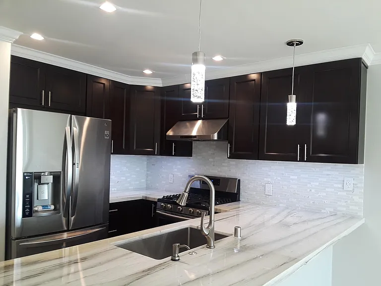 Kitchen and Countertop Bar