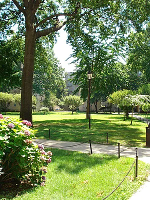 Sold by Queens Real Estate Team | media 7
