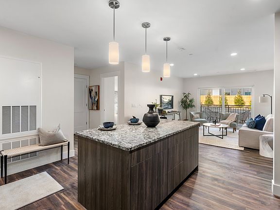 4th image of 850 Falmouth Rd #216