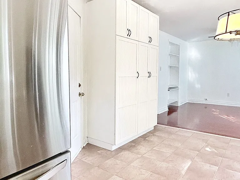 2594 Dashwood Dr — Photo 5