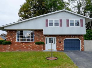 1240 Lilac St, Schenectady, NY 12306