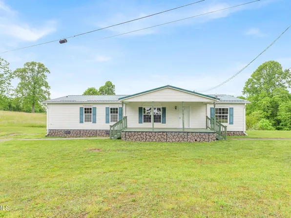 695 Pond Rdg, Coeburn, VA 24230