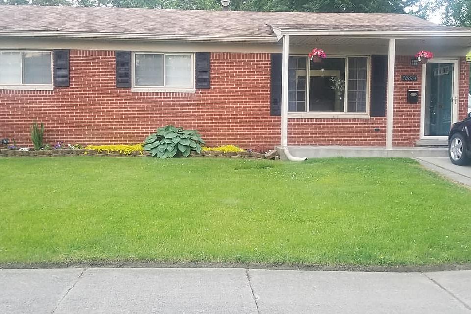 1st image of 30664 Winthrop Dr