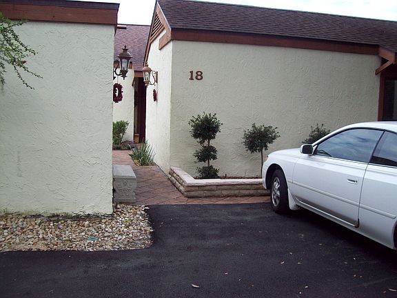 2nd image of 18 Zachary Ct