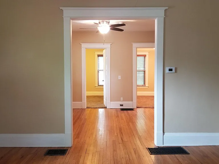 743 Fountain St NE #1 — Photo 8