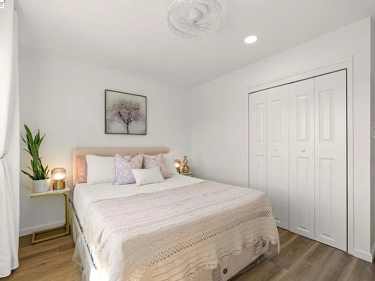 35290 Farnham Dr — Photo 26