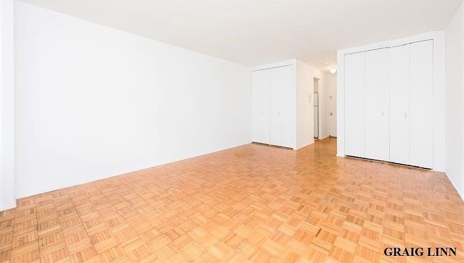1st image of 350 W 50th St APT 3Z