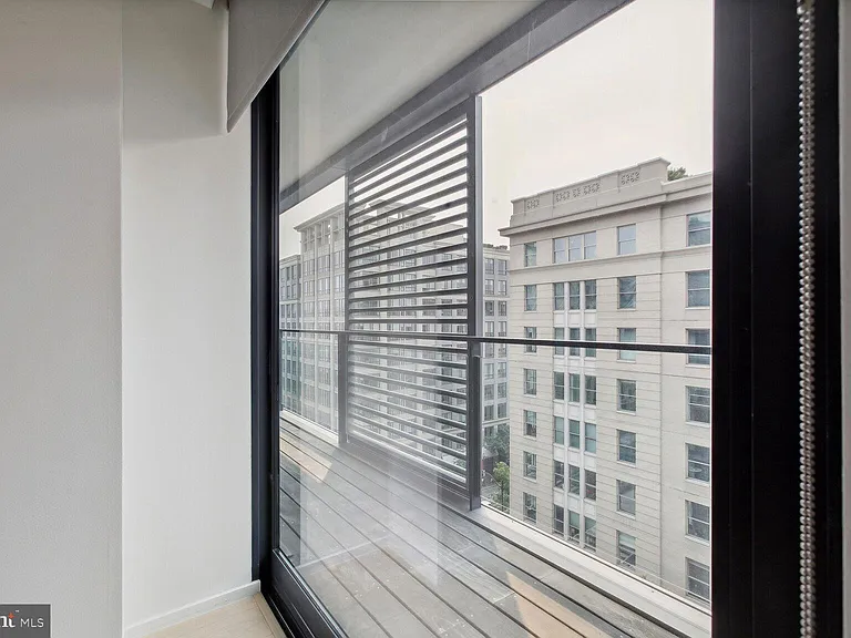 925 H St NW #805 — Photo 12
