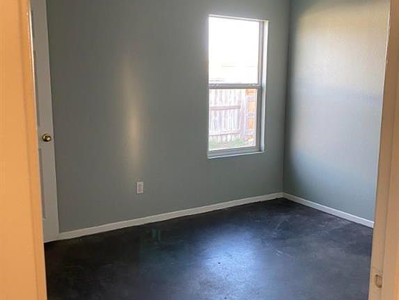 5th image of 834 Military Dr