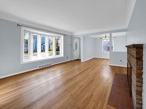 4th image of 201 N Kenwood Ave