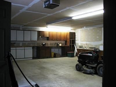 2nd image of 2100 292nd Ln