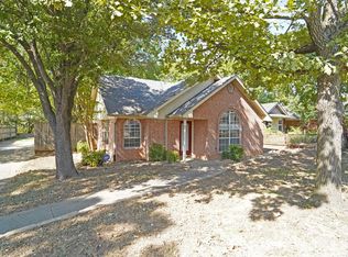306 Cherry St, Weatherford, TX 76086