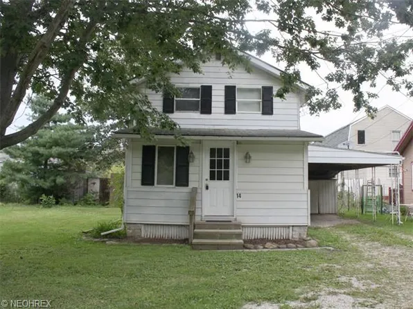 14 Bigelow Dr, Chippewa Lake, OH 44215