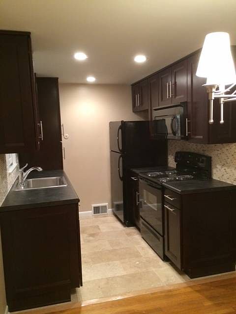 1st image of 151 Linwood Ave #1