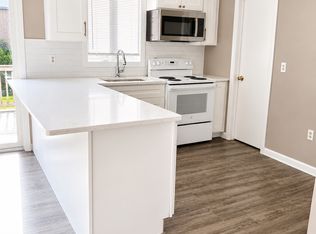 11 Barnold St, West Warwick, RI 02893