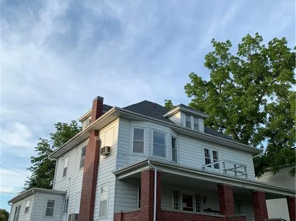 311 W 3rd St, Maryville, MO 64468