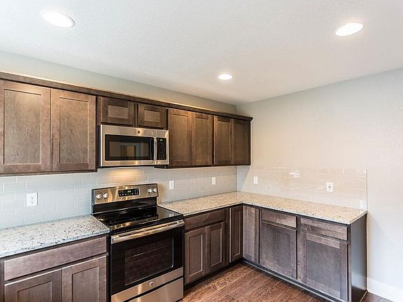 5th image of 1435 NE Falstaff Ln