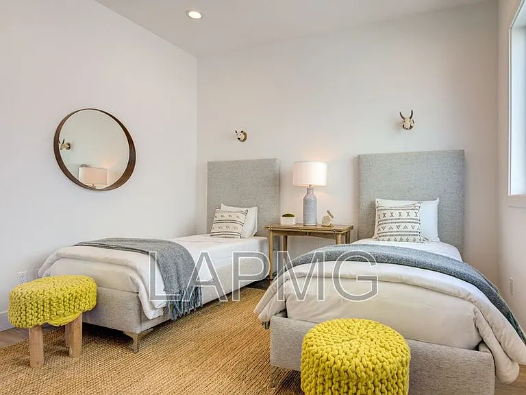 6016 Comey Ave #6016 — Photo 28