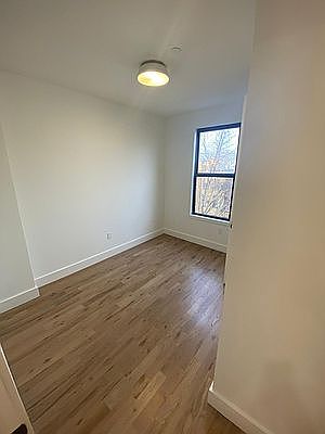 3rd image of 1257 Herkimer St Floor 2
