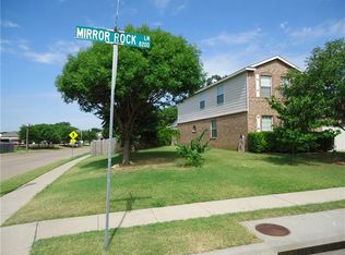 8208 Mirror Rock Ln, Denton, TX 76210