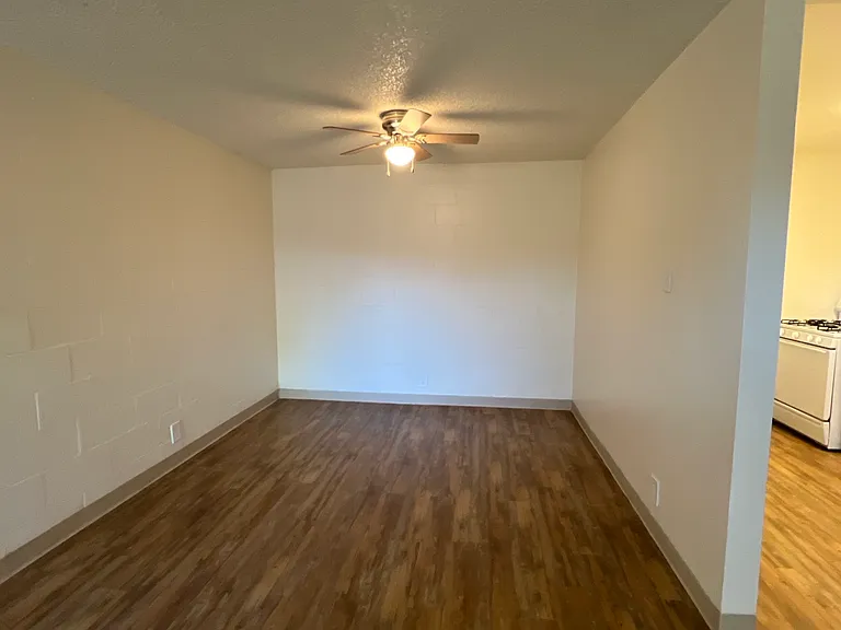 Hayden Square Apartments — Photo 9