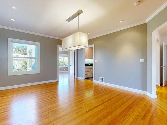 5th image of 154 Merced Ave