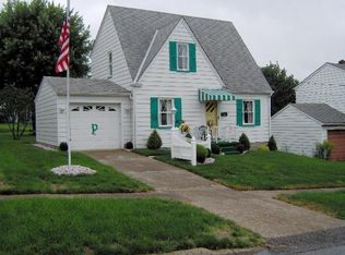 1215 Courtland Rd, Weirton, WV 26062