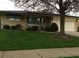 35675 Cathedral Dr, Sterling Heights, MI 48312