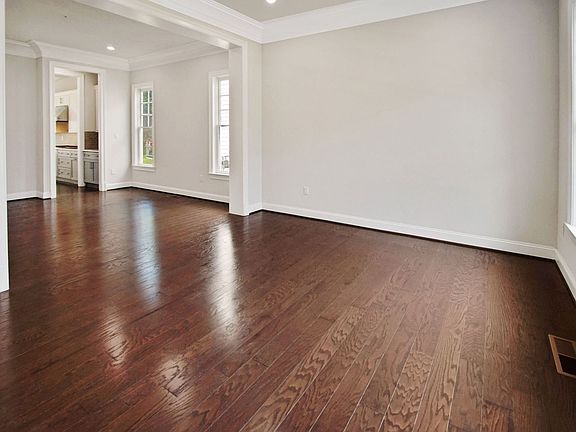 4th image of 5322 Camberley Ave