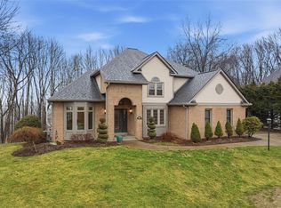 122 Oakhaven Dr, Wexford, PA 15090