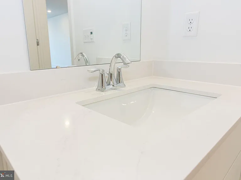 215 Lewis Fisher Dr #DR — Photo 17