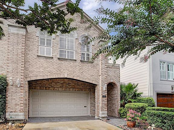 Beautifully updated 2 story brick home in trendy Rice Military. 3/2.5 with driveway and backyard on a great street.