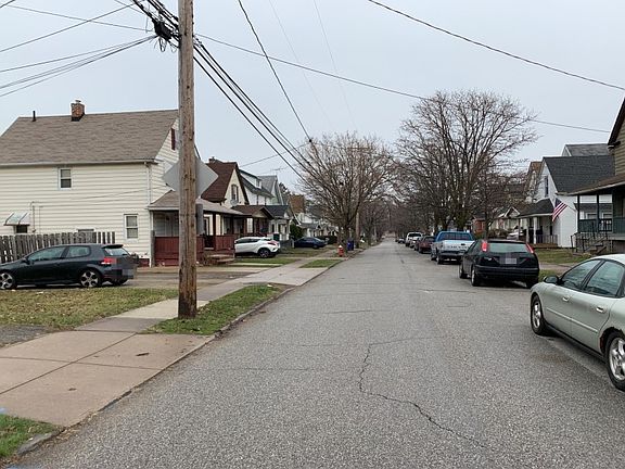 4th image of 2814 Roanoke Ave