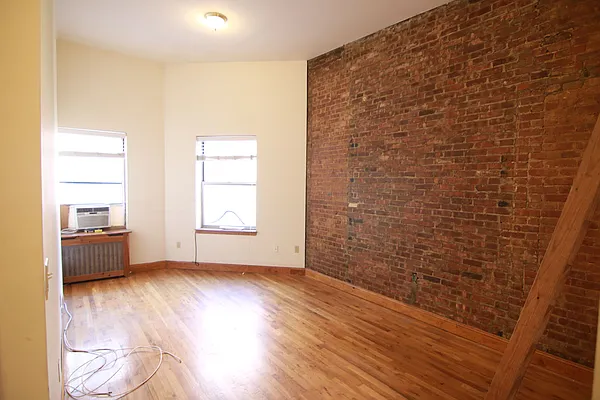 Rented by Guidance Realty Corp. | media 23