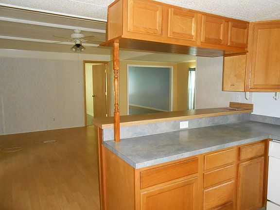 4th image of 103 Forest Dr