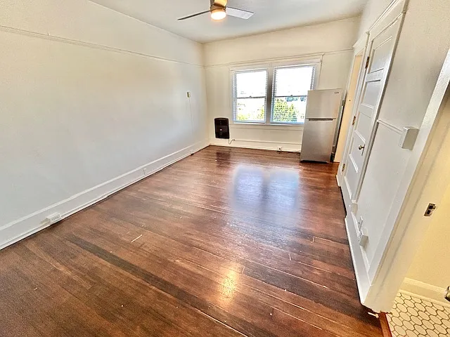 Studio, 450 sqft, $1,595 — Photo 3
