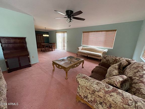 2nd image of 340 N MARIPOSA Drive