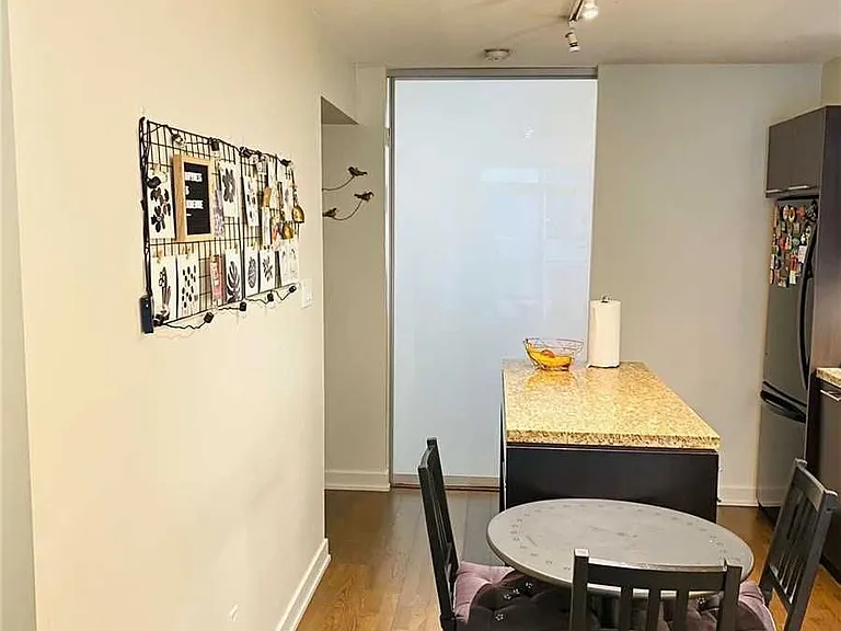 126 Simcoe St #307 — Photo 26