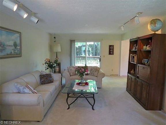 3rd image of 11221 Hidden Springs Dr