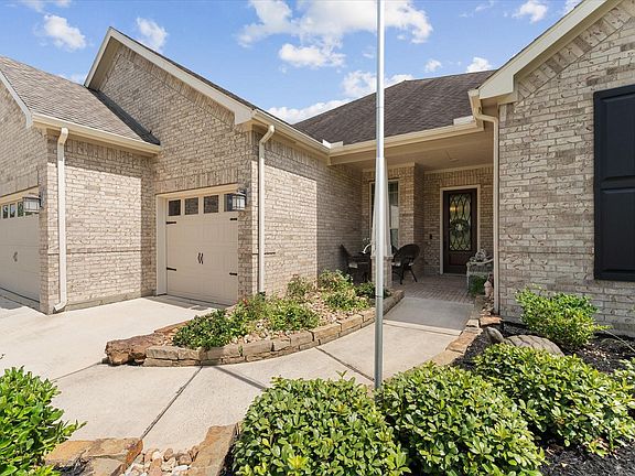 3rd image of 245 Appaloosa Ct
