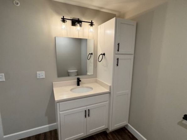 5 Washington St #102