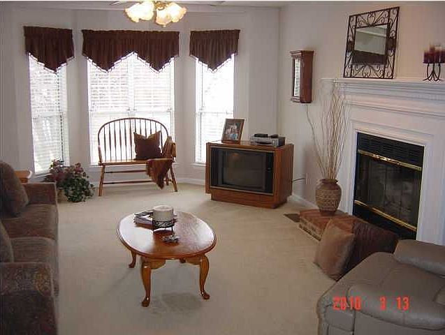 2nd image of 7117 Hunter Forrest Dr