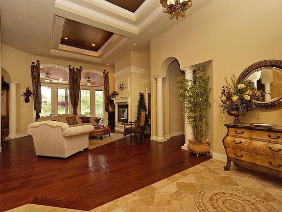 2nd image of 6940 Cross Creek Ln
