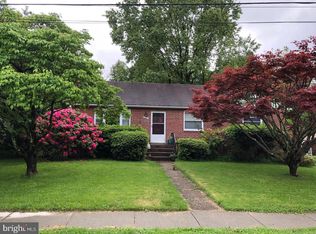 3020 N Toronto St, Arlington, VA 22213