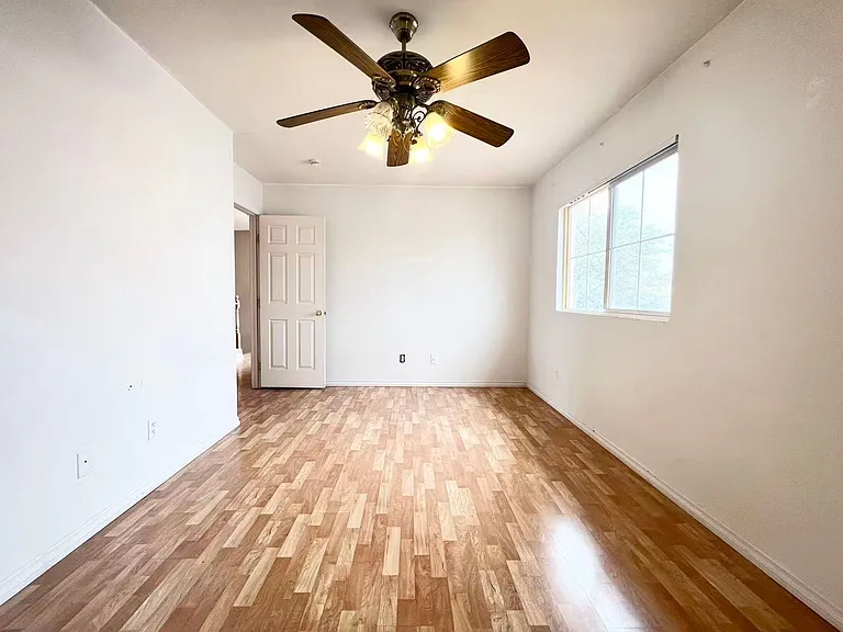 5875 Rainbow Trout Ct — Photo 19