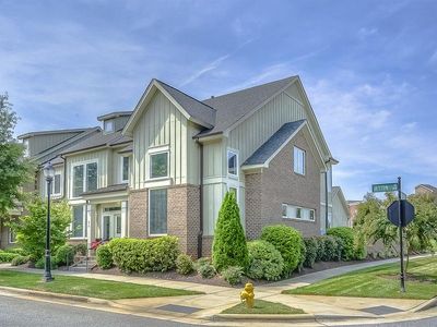 819 Jetton St, Davidson, NC, 28036