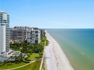 555 Park Shore Dr #B-302, Naples, FL 34103