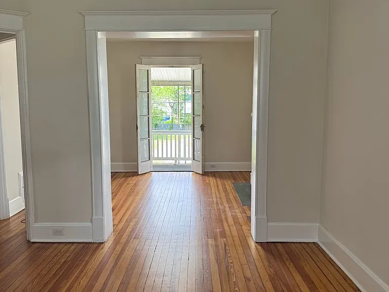3405 Brotherton Rd — Photo 9