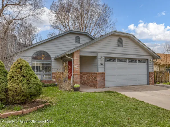 441 Palmetto Dr, New Castle, CO 81647